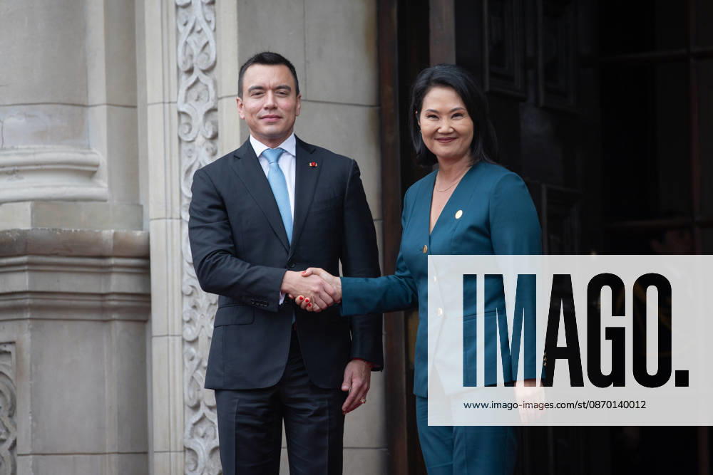 Keiko Fujimori - Daniel Noboa meeting in Peru LIMA, PERU - OCTOBER 20: Peruvian President Keiko Fujimori welcomes Ecuadorian President Daniel Noboa at the Government Palace in Lima, Peru on October 20, 2026. The leaders gathered for the 17th Binational Cabinet meeting between Peru and Ecuador. Jorge Cerdan Anadolu Lima Peru. Editorial use only. Please get in touch for any other usage.