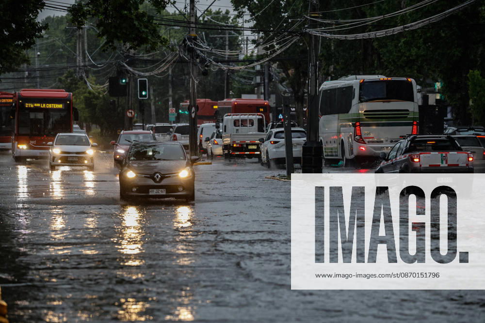 Santiago, October 20, 2026: Flooding at the intersection of Gran Avenida and Los Aviadores streets during the storm front affecting the metropolitan region. Diego Martin Aton, Chile; Santiago, Chile. Aton 1201217.jpeg