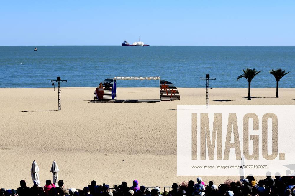 (261021) -- RIZHAO, Oct. 21, 2026 -- The CERES-1 Y8 carrier rocket carrying a new satellite blasts off from the waters near the city of Rizhao, east China s Shandong Province, Oct. 21, 2026. China launched a rocket from the ocean waters near the city of Rizhao in east China s Shandong Province on Wednesday, placing a new satellite into planned orbit. The CERES-1 Y8 carrier rocket blasted off at 11:39 a.m. (Beijing Time). The Taiyuan Satellite Launch Center carried out this offshore launch. ) (EyesOnSci) CHINA-SHANDONG-RIZHAO-SATELLITE-LAUNCH (CN) GuoxXulei