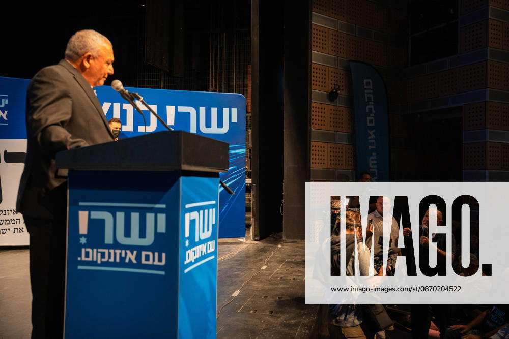 Be er Sheva, New York, Israel: GADI EISENKOT listens as a man who claims to have previously supported Netanyahu pledges his support to him at a campaign rally of his party Yashar in Beer Sheva. Be er Sheva Israel - ZUMAg280 20261020_znp_g280_009