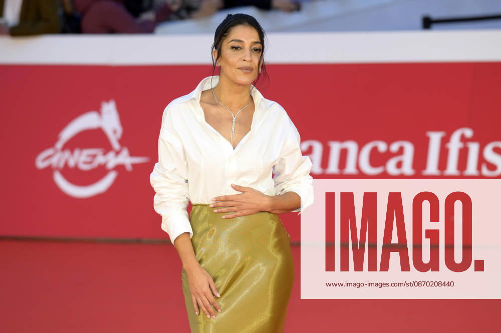 Leila Bekhti bei der Premiere des Kinofilms Changer l eau des fleurs Violette oder frisches Wasser für die Blumen auf dem 21. Internationalen Filmfestival von Rom Festa del Cinema di Roma 2026 im Auditorium Parco della Musica. Rom
