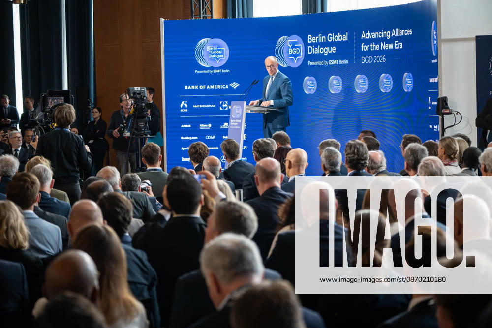 Bundeskanzler Friedrich Merz hält eine Rede und diskutiert anschließend auf dem BGD 2026;Berlin Global Dialogue 2026 BGD 2026 Motto Advancing Alliances for a New Era, Berlin Berlin Deutschland ESMT