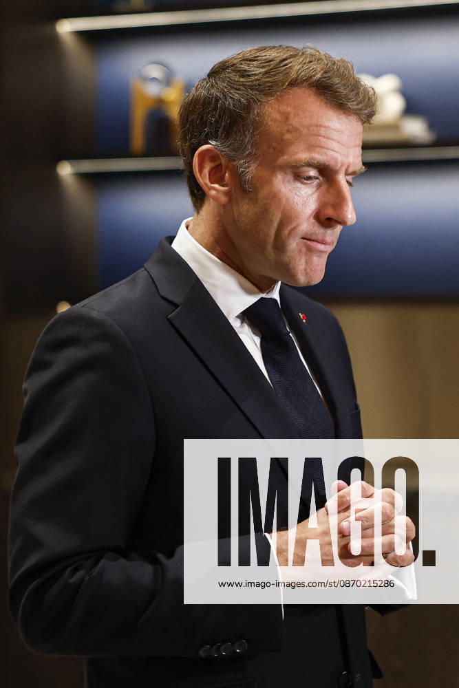 President Macron At The Opswf Summit During His Visit To Qatar French President Emmanuel Macron gestures as he speaks to members of the media on the day of the 9th Annual One Planet Sovereign Wealth Funds (OPSWF) Summit, in Lusail, Qatar, October 21, 2026. Photo by Benoit Tessier Pool ABACAPRESS.COM Lusail Qatar