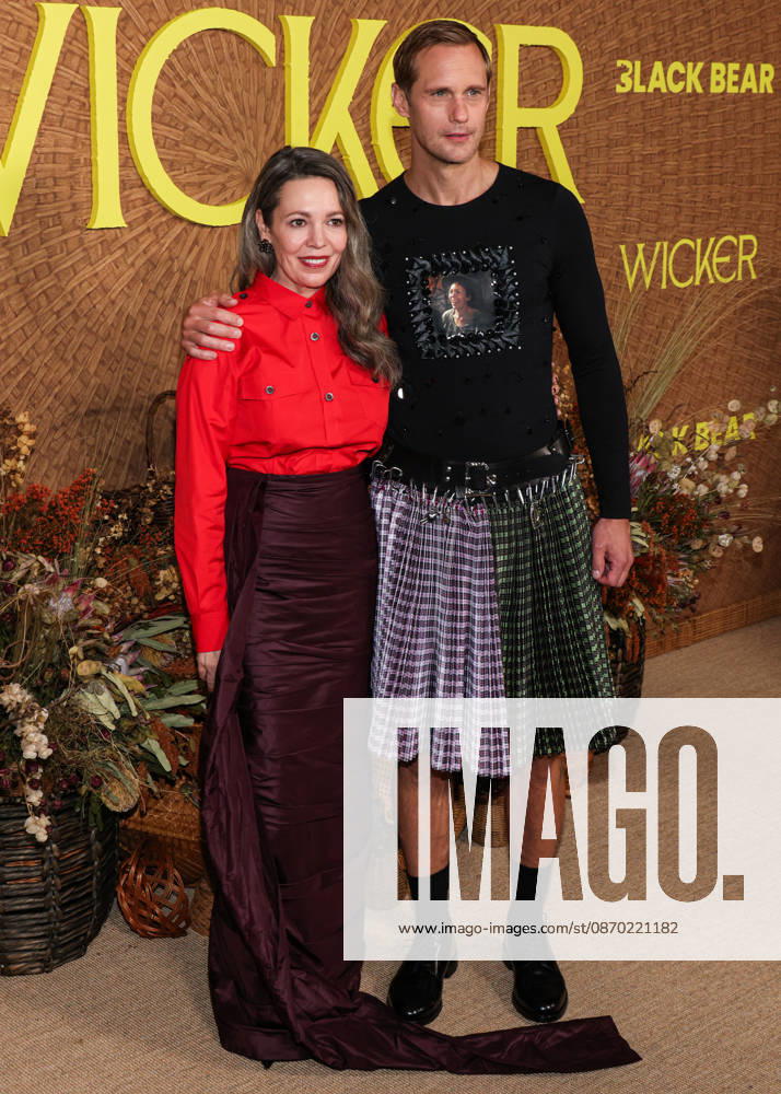 Los Angeles Premiere Of Black Bear s Wicker LOS ANGELES, CALIFORNIA, USA - OCTOBER 20: Olivia Colman and Alexander Skarsgard wearing Chopova Lowena, styled by Harry Lambert arrive at the Los Angeles Premiere Of Black Bear s Wicker held at the DGA Theater Complex at The Directors Guild of America on October 20, 2026 in Los Angeles, California, United States. Los Angeles DGA Theater Complex at The Directors Guild of America California United States