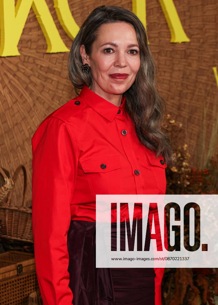 Los Angeles Premiere Of Black Bear s Wicker LOS ANGELES, CALIFORNIA, USA - OCTOBER 20: Olivia Colman arrives at the Los Angeles Premiere Of Black Bear s Wicker held at the DGA Theater Complex at The Directors Guild of America on October 20, 2026 in Los Angeles, California, United States. Los Angeles DGA Theater Complex at The Directors Guild of America California United States