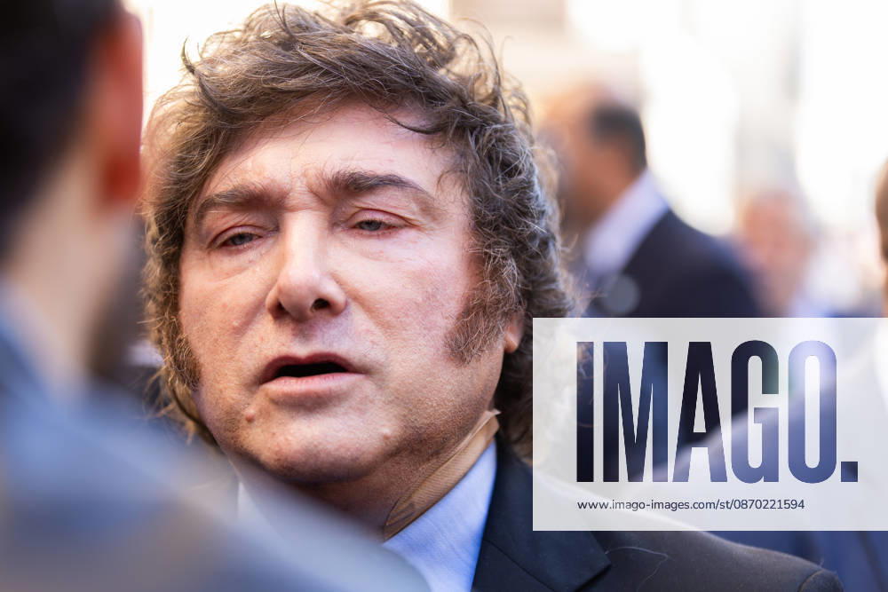During his visit to Madrid, Argentine President Javier Milei lashes out at a journalist, saying: I cannot respect your brain. Madrid SPAIN - ZUMAl221 20261021_zip_l221_003