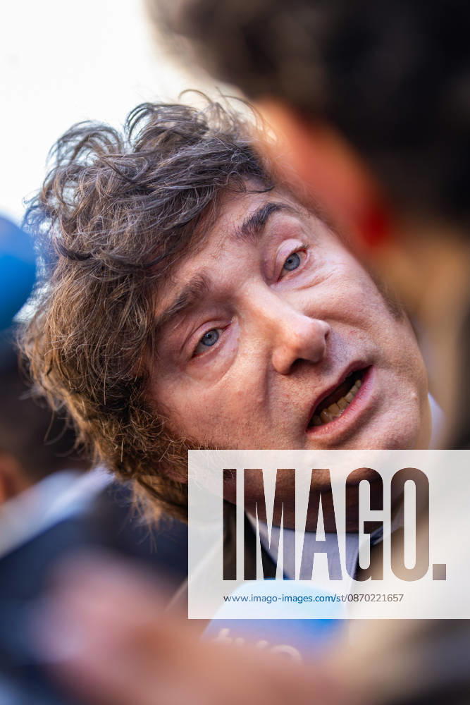 During his visit to Madrid, Argentine President Javier Milei lashes out at a journalist, saying: I cannot respect your brain. Madrid SPAIN - ZUMAl221 20261021_zip_l221_019