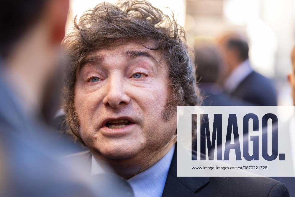 During his visit to Madrid, Argentine President Javier Milei lashes out at a journalist, saying: I cannot respect your brain. Madrid SPAIN - ZUMAl221 20261021_zip_l221_011