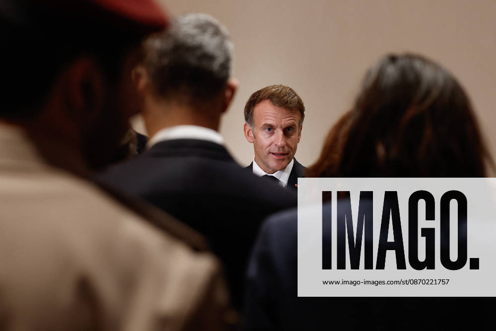 President Macron At The Opswf Summit During His Visit To Qatar French President Emmanuel Macron speaks to members of the media on the day of the 9th Annual One Planet Sovereign Wealth Funds (OPSWF) Summit, in Lusail, Qatar, October 21, 2026. Phot oby Benoit Tessier Pool ABACAPRESS.COM Lusail Qatar