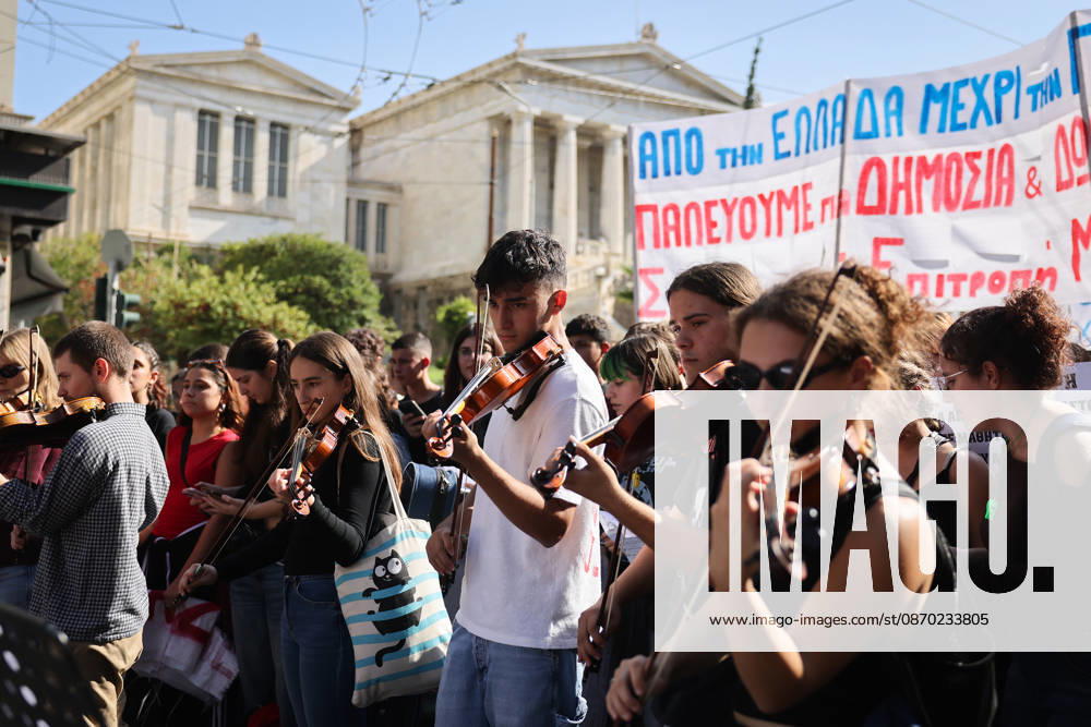 Students, teachers stage demonstration in Athens, Greece ATHENS, GREECE - OCTOBER 21: Students and teachers take part in a demonstration against the rising cost of living and demanding better working conditions and increased funding for public education in Athens, Greece, on October 21, 2026. Costas Baltas Anadolu Athens Greece. Editorial use only. Please get in touch for any other usage.