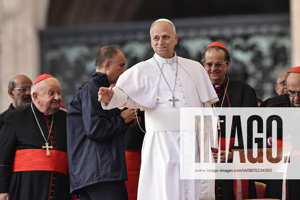 Vatican City - POPE LEO XIV during his weekly General Audience in St. meter s Square. Before beginning the audience, the Holy Father thanked the pilgrims present with those words: Dear brothers and Sisters, good morning and welcome! The first think I wold to say in thanks you. Thanks for the support of your prayers. Thanks be to Good for His generosity. Let us all renew our trust in God s goodness and mercy . . EvandroInetti_via ZUMA Wire Vatican City State - ZUMAi15_ 20261021_zaf_i15_023