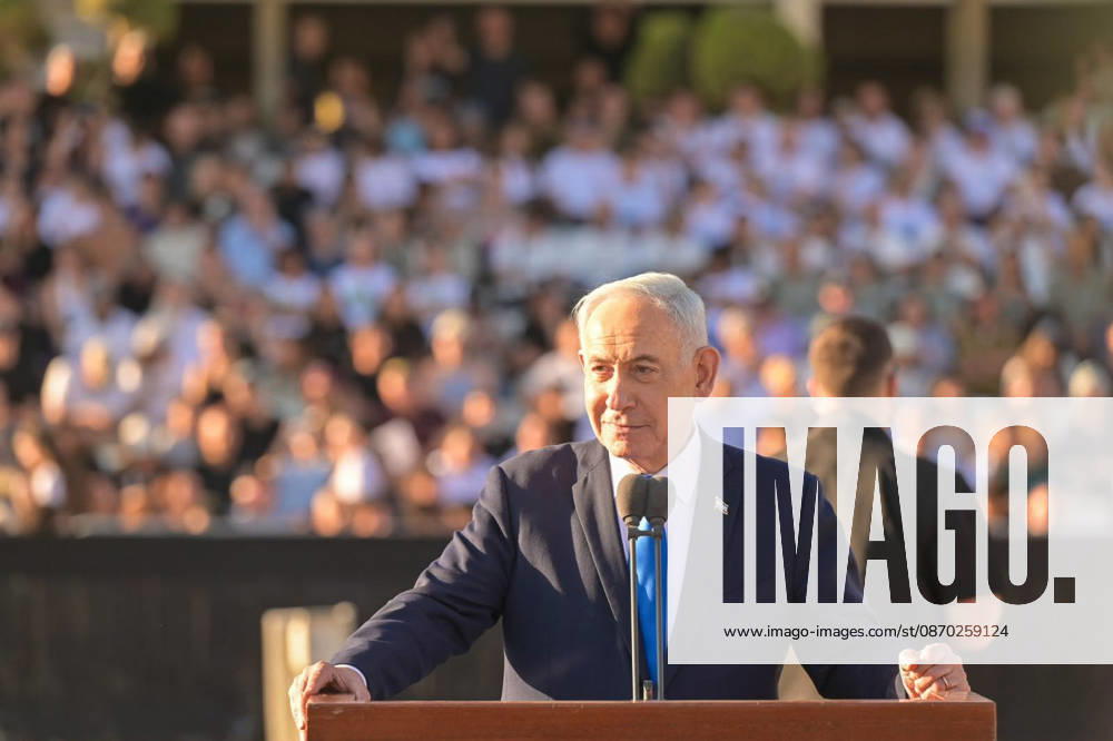 Israeli Prime Minister Benjamin Netanyahu delivers an address during the Israel Defense Forces (IDF) officer course graduation ceremony at the Bahad 1 Officers School. With Israelâ€⠢s general election scheduled for October 27, Netanyahu spoke to newly commissioned officers to emphasize national security priorities amid trailing poll numbers six days before the vote. Mitzpe Ramon Israel - ZUMAi99_ 20261021_zip_i99_001
