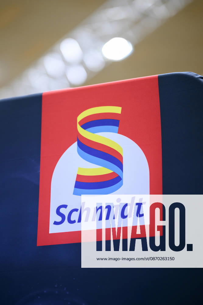 Logo und Schriftzug der Schmidt Spiele GmbH, Schmidt® Spiele, Neuheitenschau, am 21.10.2026 Messe SPIEL Essen vom 22.10 - 25.10.2026 in E s s e n Deutschland. Grugahalle