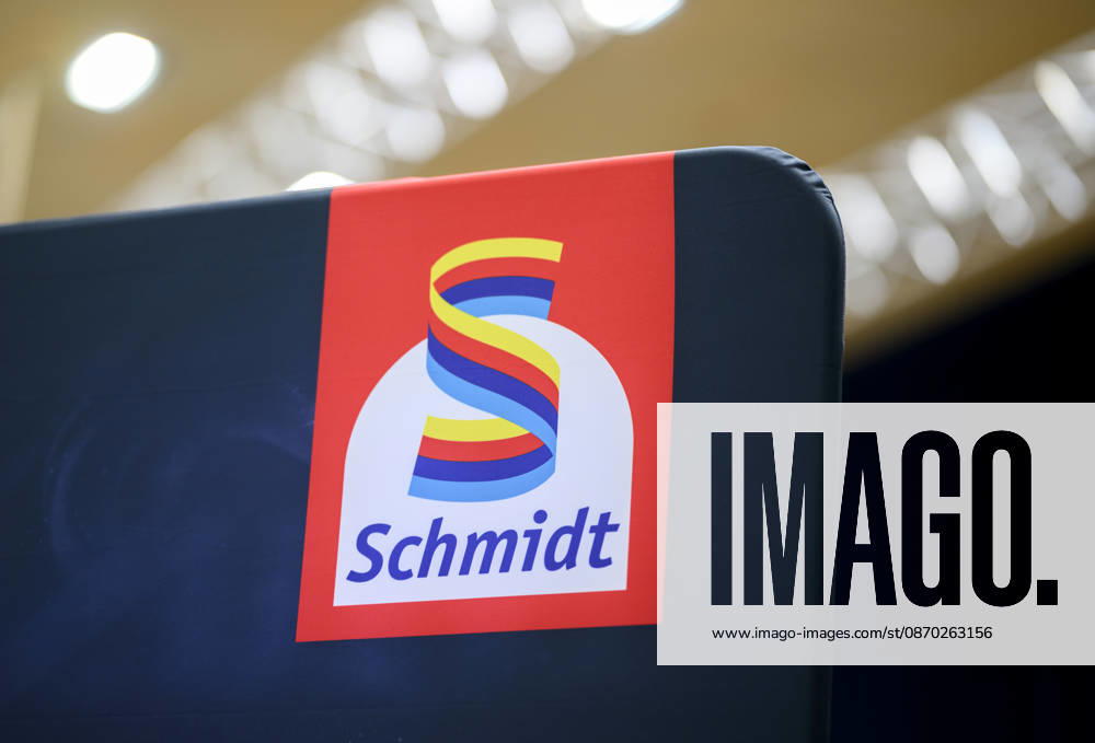 Logo und Schriftzug der Schmidt Spiele GmbH, SchmidtÂ® Spiele, Neuheitenschau, am 21.10.2026 Messe SPIEL Essen vom 22.10 - 25.10.2026 in E s s e n Deutschland. Grugahalle