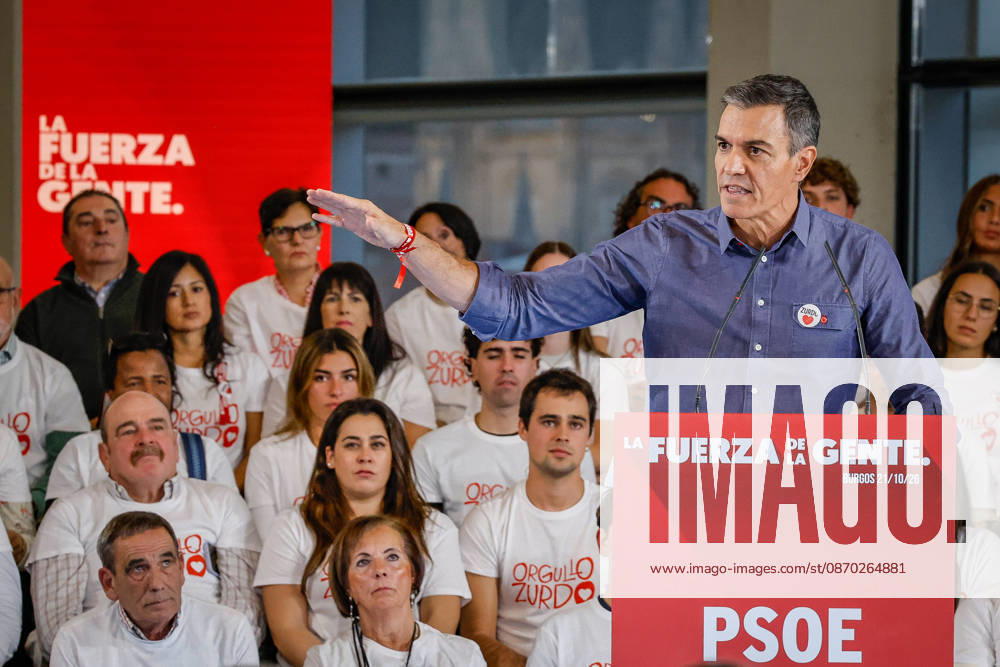 Sánchez Participates in a Pre-Campaign Event in Burgos Prime Minister Pedro Sánchez speaks during a PSOE pre-campaign event at Fórum Evolución on October 21, 2026, in Burgos, Castile and León, Spain. This is Sánchez’s third visit to Castile and León since the election was called; the Socialist leader visited Ponferrada, León, last Sunday, October 11, for an event at La Térmica Cultural, and this Monday, the 19th, in Valladolid, he led an event at the Cúpula del Milenio. October 21, 2026, Tomá, Burgos, Castile and León, Burgos, Castile and León, Spain