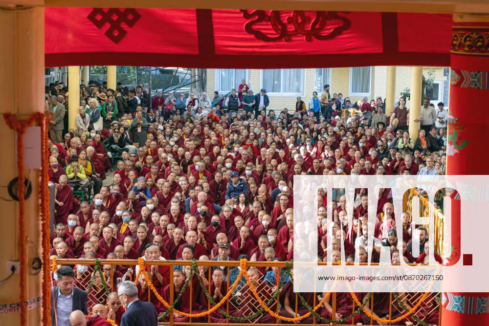 Tibetan Buddhist monks and exiled tibetans watching a Long Life Prayer offered to Tibetan Spiritual leader the Dalai Lama by TIPA, Norbulingka Institute and Nepal Tibetan Lhamo Association at Tsuglakhang Temple, Mcleodganj, Dharamshala on Wednesday. Dharamshala India - ZUMAb235 20261021_zip_b235_016