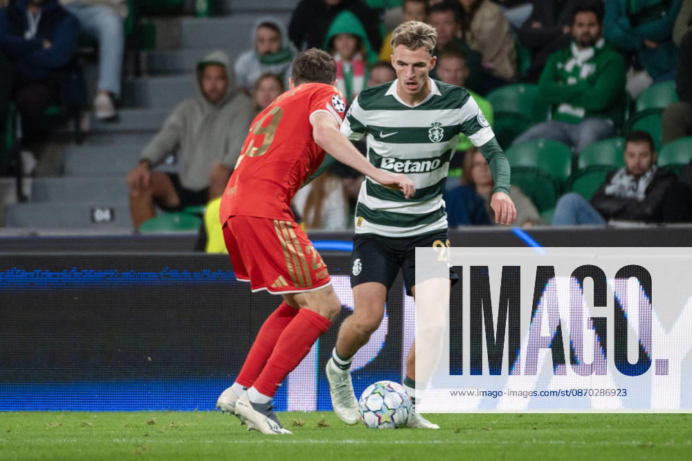Sporting CP forward JESSE DERRY controls the ball under pressure from a LASK opponent during their UEFA Champions League league phase matchday three fixture at Estadio Jose Alvalade in Lisbon, Portugal, on October 21, 2026. Lisbon Portugal - ZUMAr238 20261021_zip_r238_039
