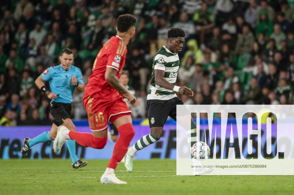 Sporting CP midfielder ISSA DOUMBIA controls the ball as a LASK opponent closes in during their UEFA Champions League league phase matchday three fixture at Estadio Jose Alvalade in Lisbon, Portugal, on October 21, 2026. Lisbon Portugal - ZUMAr238 20261021_zip_r238_052