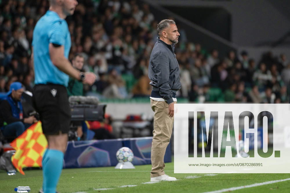 Sporting CP coach RUI BORGES watches from the touchline during the UEFA Champions League league phase matchday three game against LASK at Estadio Jose Alvalade in Lisbon, Portugal, on October 21, 2026. Lisbon Portugal - ZUMAr238 20261021_zip_r238_055