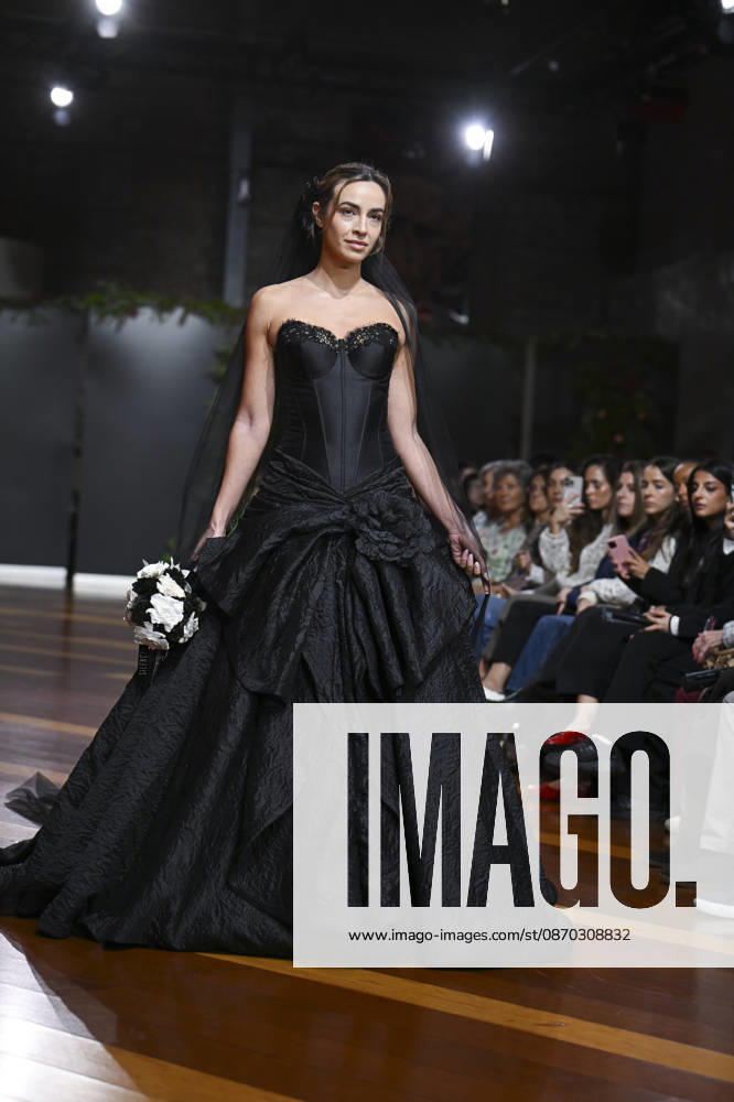 A model parades with design Jaime Jarque during ATELIER COUTURE – 16.ª edición, Fashion Week in Real Fabrica de Tapices Madrid Spain - ZUMAs197 20261021_aaa_s197_656
