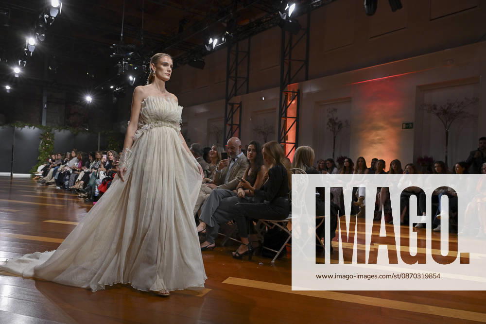 A model parades with design ANMARGO during ATELIER COUTURE 16.ª edicion, Fashion Week in Real Fabrica de Tapices. Madrid Spain - ZUMAs197 20261021_aaa_s197_806