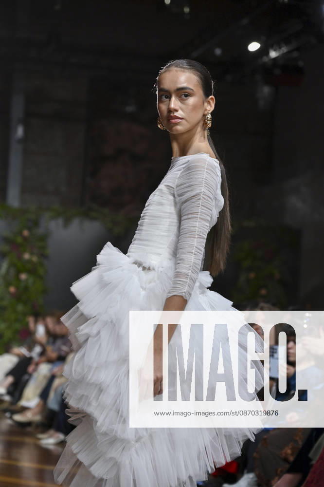A model parades with design ANMARGO during ATELIER COUTURE 16.ª edicion, Fashion Week in Real Fabrica de Tapices. Madrid Spain - ZUMAs197 20261021_aaa_s197_818