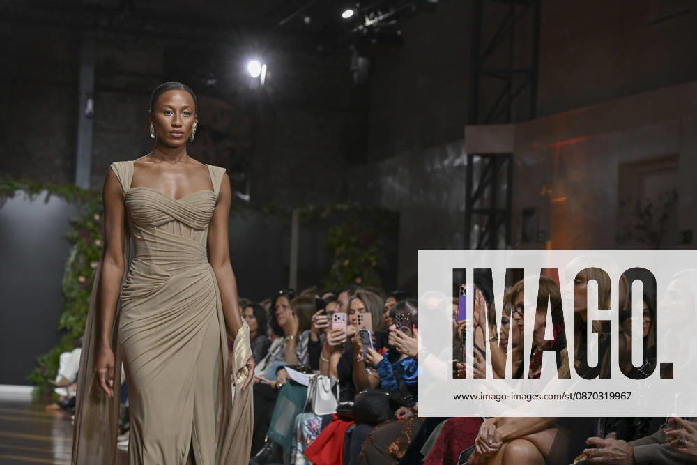 A model parades with design ANMARGO during ATELIER COUTURE 16.Âª edicion, Fashion Week in Real Fabrica de Tapices. Madrid Spain - ZUMAs197 20261021_aaa_s197_826