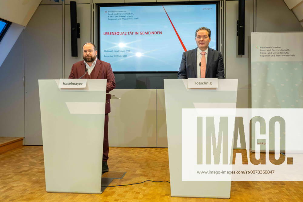 2026-10-22-Präsentation im BMLUK Geschäftsführer Haselmayer (IFDD) und Bundesminister für Land- und Forstwirtschaft, Klima- und Umweltschutz, Regionen und Wasserwirtschaft Norbert Totschnig (ÖVP) am 22. Oktober 2026 bei der Präsentation einer Studie zu Lebensqualität in Gemeinden und Perspektiven für lebendige Regionen im Bundesministerium für Land- und Forstwirtschaft, Klima- und Umweltschutz, Regionen und Wasserwirtschaft in Wien, Wien, Österreich .