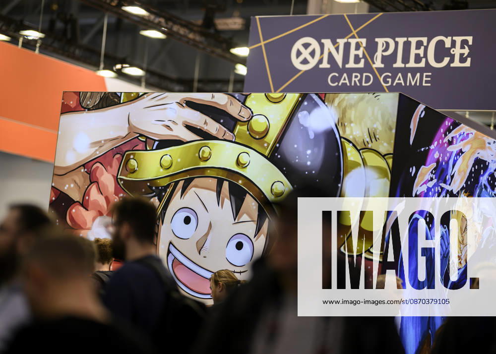 Ruffy (Luffy) von One Piece, Besucher und Besucherinnen in den Messenhallen, Halle 5. Sammelkartenspiele, am 22.10.2026 Messe SPIEL Essen vom 22.10 - 25.10.2026 in E s s e n Deutschland. Grugahalle