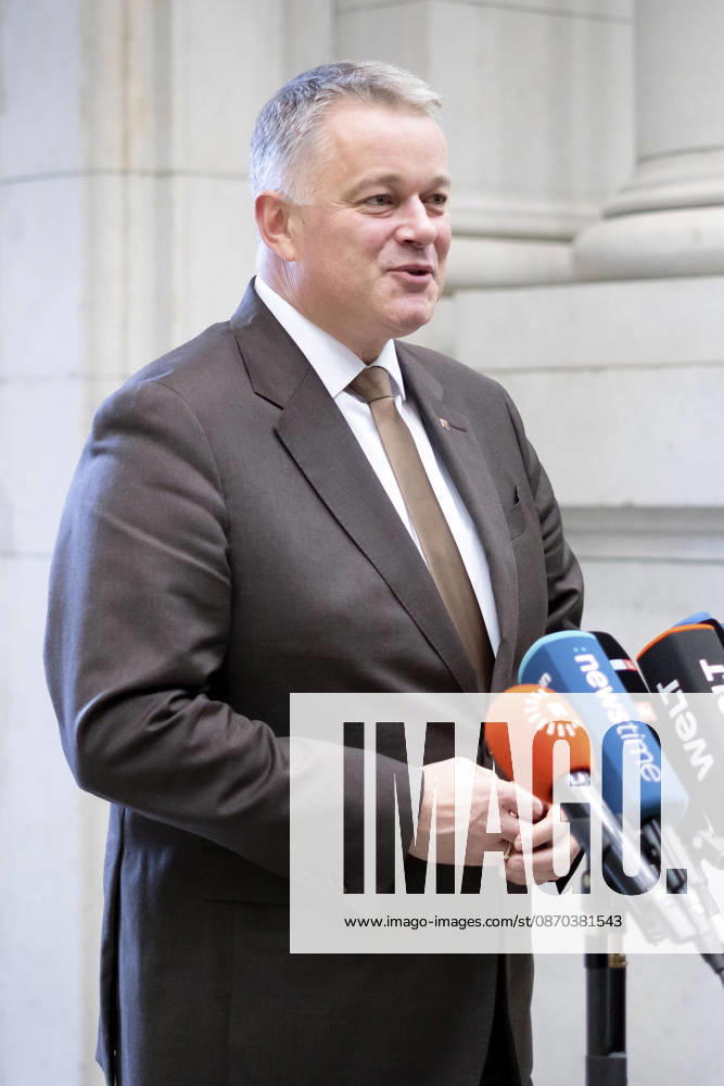 Gordon Schnieder bei der Ministerpräsidentenkonferenz mit den Regierungschefinnen und -chefs der Bundesländer im Bundesrat. Berlin