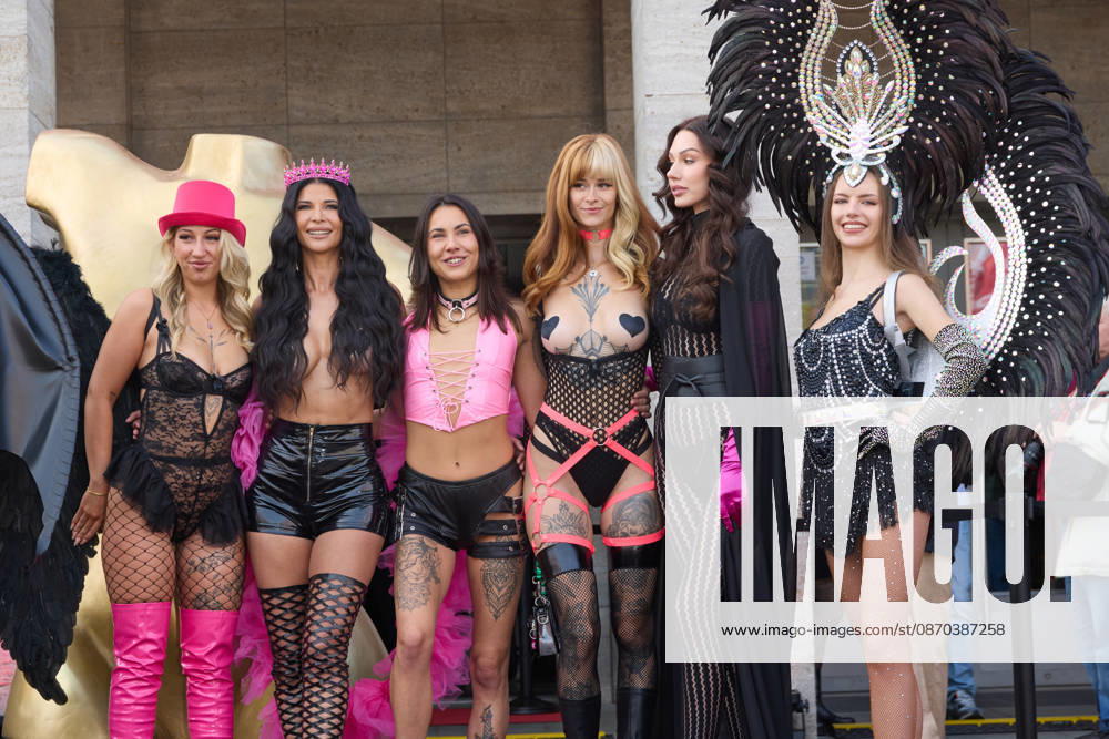 Tamy Tation. Micaela Schaefer, Jenny Stella, DallyDinosaur und Shaiden Rogue. Eroeffnung der 29. Erotikmesse VENUS auf der Messe Berlin am 22.10.2026. 29.VENUS