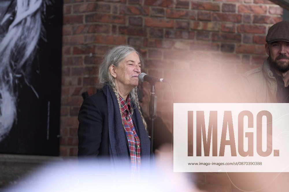 Patti Smith attended a tribute in her honour where more than 3,000 people sang along to People Have the Power at Fabrica de Armas de La Vega on October 22, 2026 in Oviedo, Spain Oviedo Spain - ZUMAg15_ 20261022_zaf_g15_061