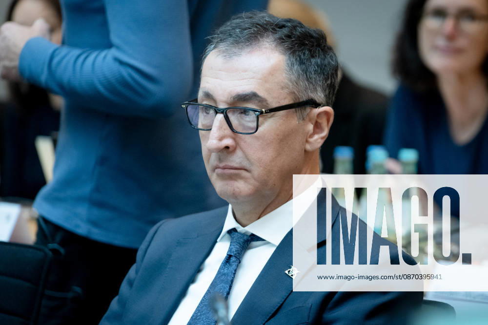 Konferenz der Regierungschefinnen und Regierungschefs, MPK Konferenz der Regierungschefinnen und Regierungschefs der Länder, Berlin, Bundesrat, MPK Ministerpräsident, Cem Özdemir Berlin Berlin GER