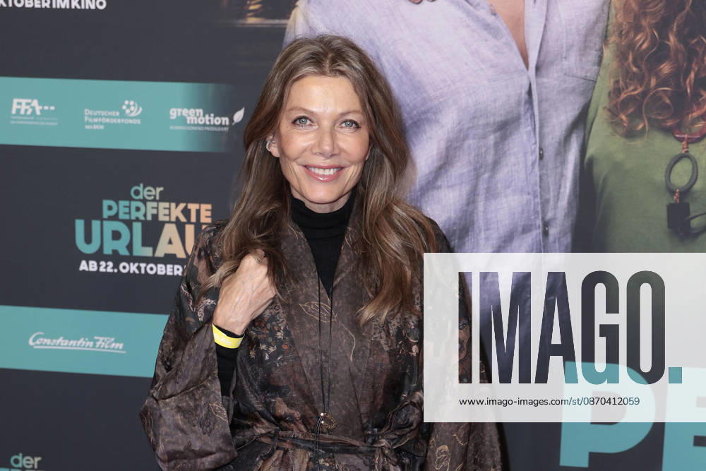 Ursula Karven during the premiere of Der perfekte Urlaub at Zoo Palast on October 22, 2026 in Berlin, Germany Der Perfekte Urlaub Premiere in Berlin, Germany