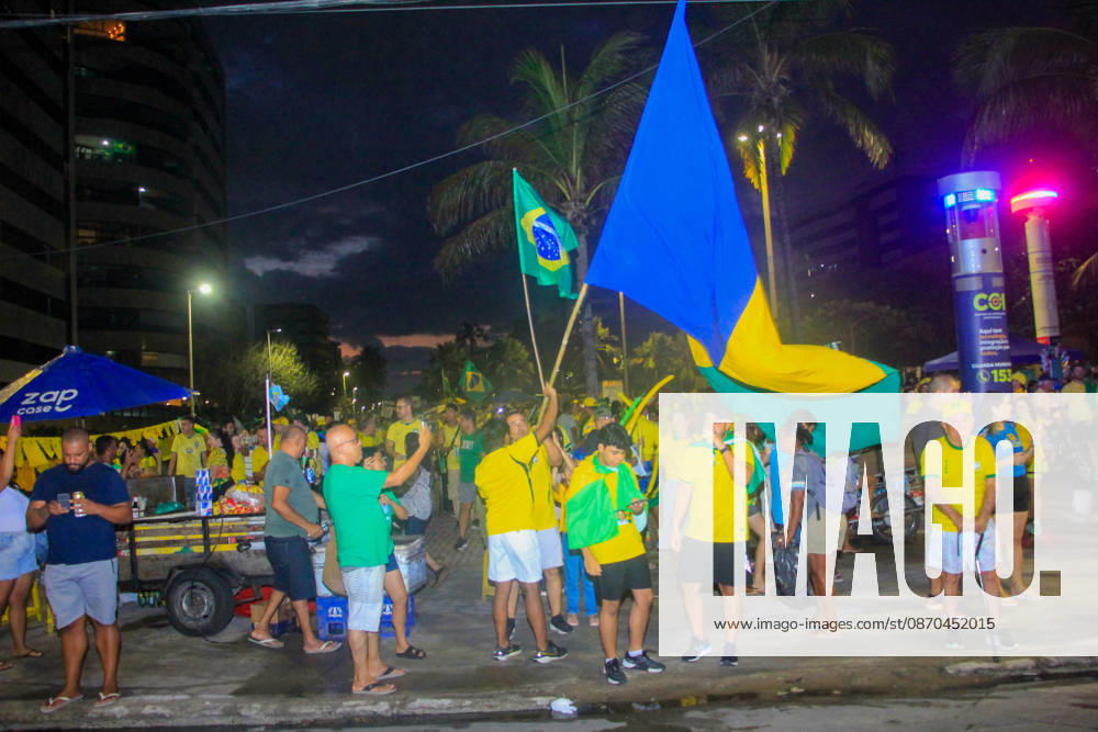 MACEIó, AL - 22.10.2026: ALFREDO GASPAR NO BLOCO DO 22 EM MACEIó - Vice-presidential candidate Alfredo Gaspar (PL) participated on Thursday night (22) in the 22 block in Maceió which drew a crowd to the beaches of Jatiúca and Ponta Verde x3037043x GUIDOxJR.