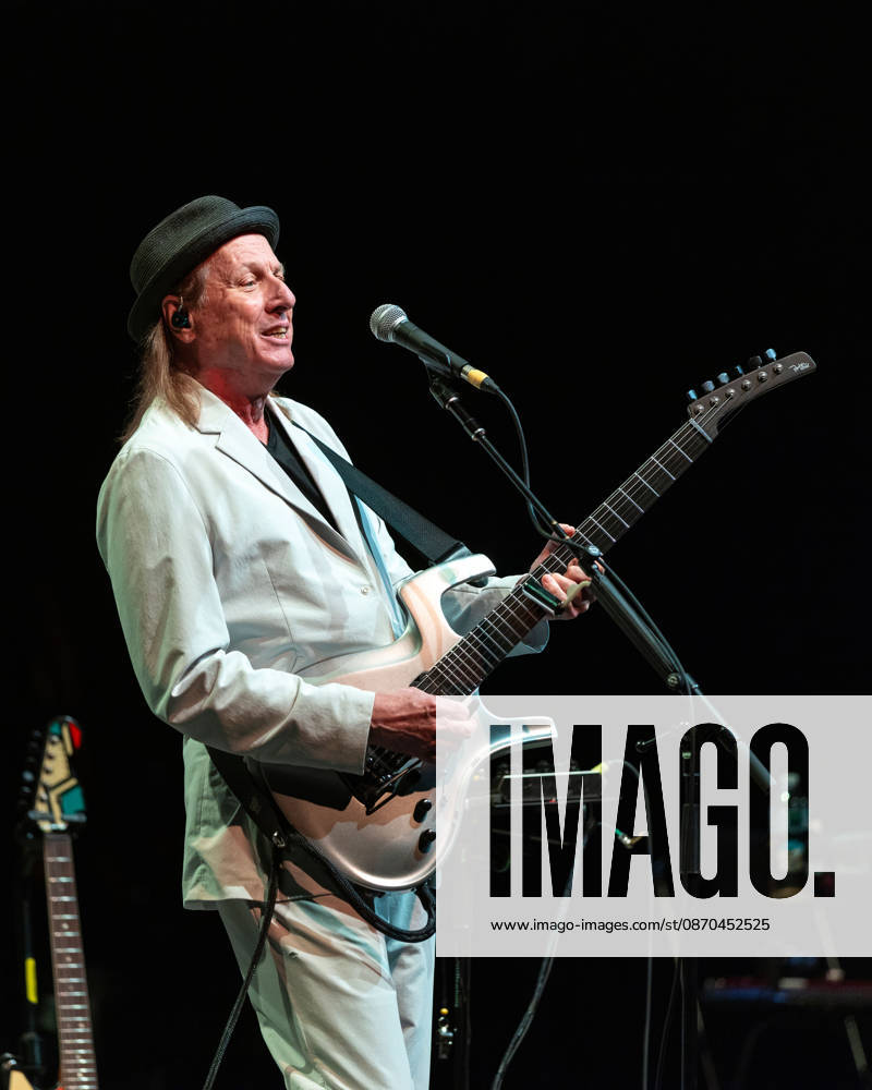 ADRIAN BELEW of BEAT performing King Crimson material at the Orpheum Theater in Madison, Wisconsin Madison USA - ZUMAs135 20261022_zap_s135_007