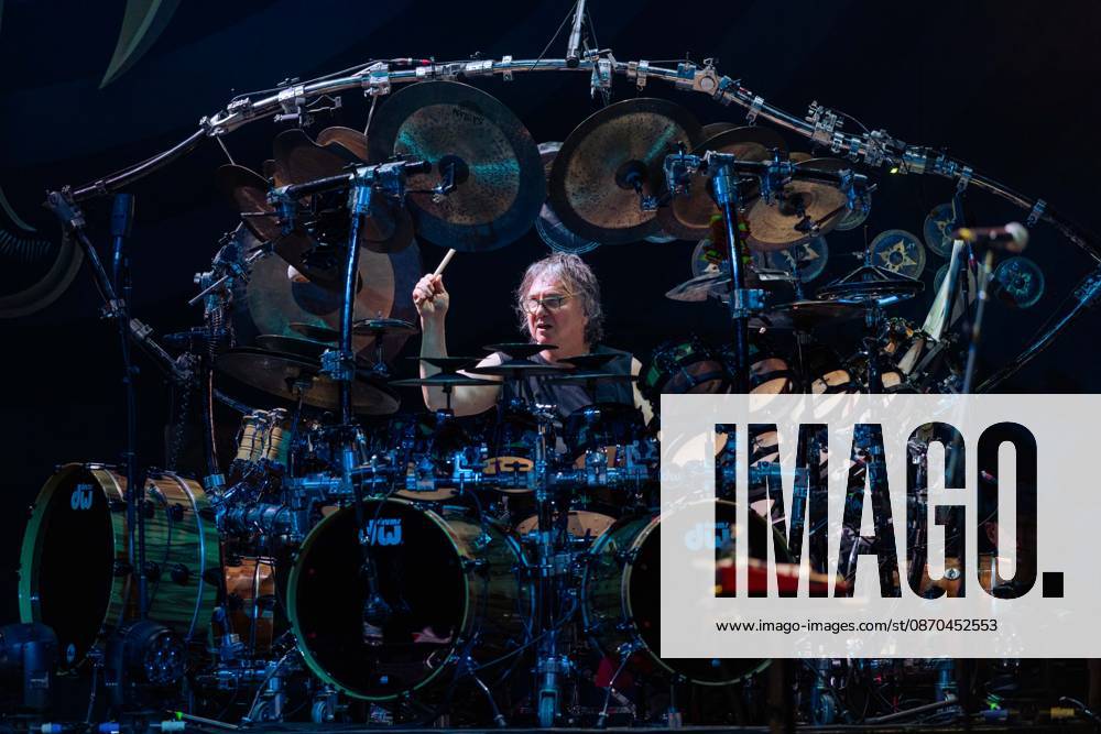 TERRY BOZZIO of BEAT performing King Crimson material at the Orpheum Theater in Madison, Wisconsin Madison USA - ZUMAs135 20261022_zap_s135_019
