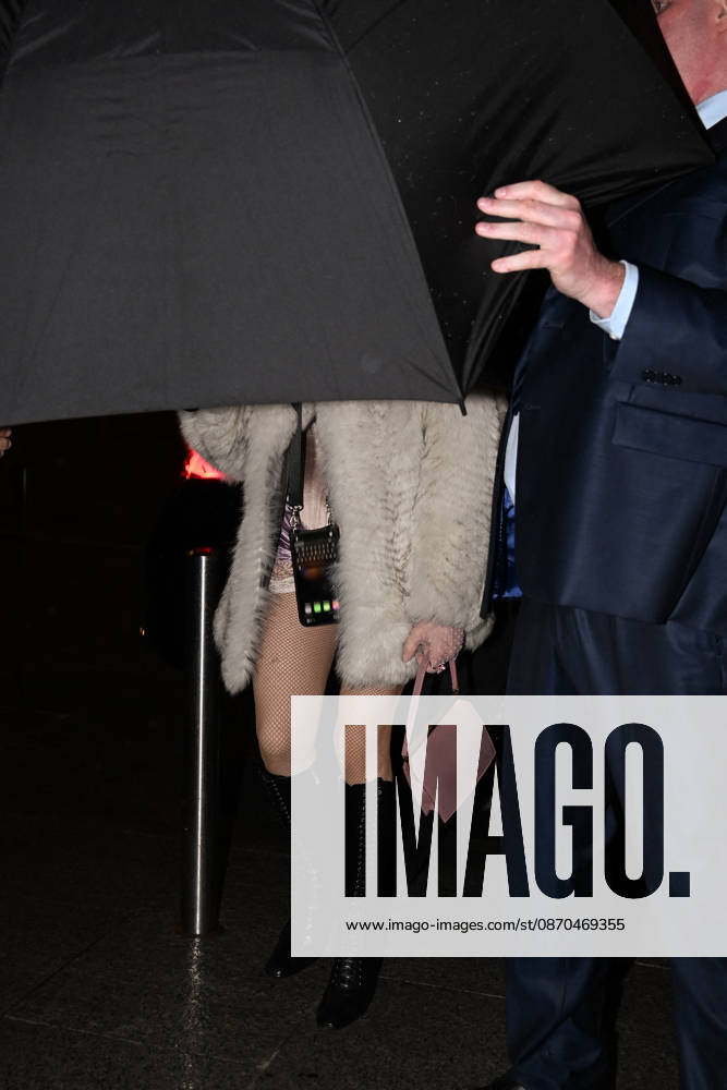 Exclusive: Madonna leaves a party at the Bus Palladium and returns to her hotel in Paris on October 23, 2026 Gédéon Taieb Bestimage Exclusive No web in Switzerland and Belgium Madonna leaves an evening at the Bus Palladium and returns to her hotel in Paris on October 23, 2026 Paris, France