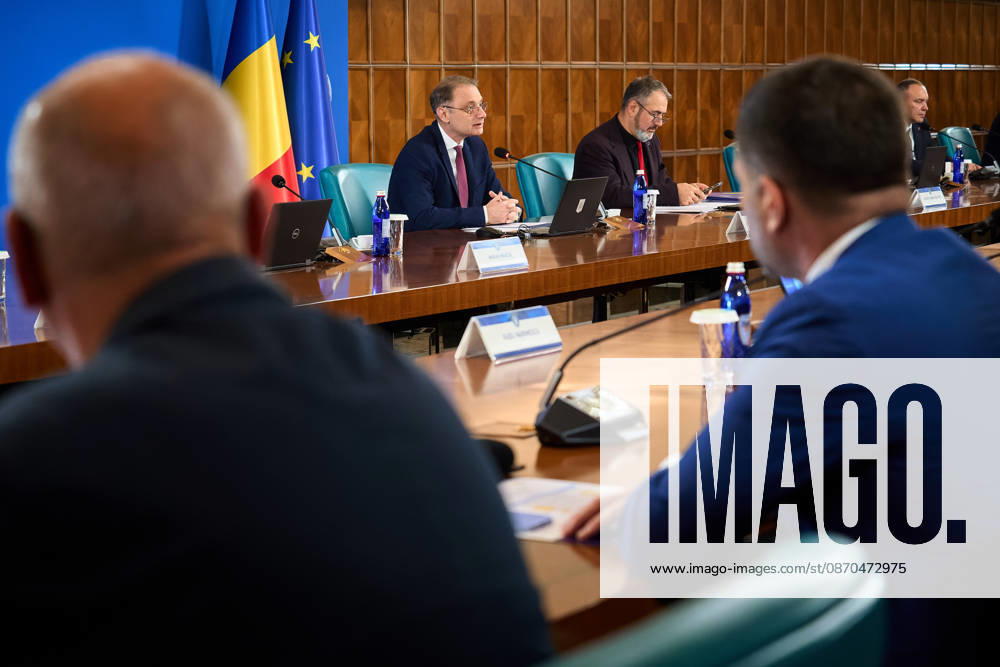 Romanian Government, Cabinet Meeting Bucharest, Romania. 23rd Oct, 2026: Luca Niculescu, Prime Minister of Romania, leads the government meeting at Victoria Palace, the Romanian Government headquarters. Bucharest Romania