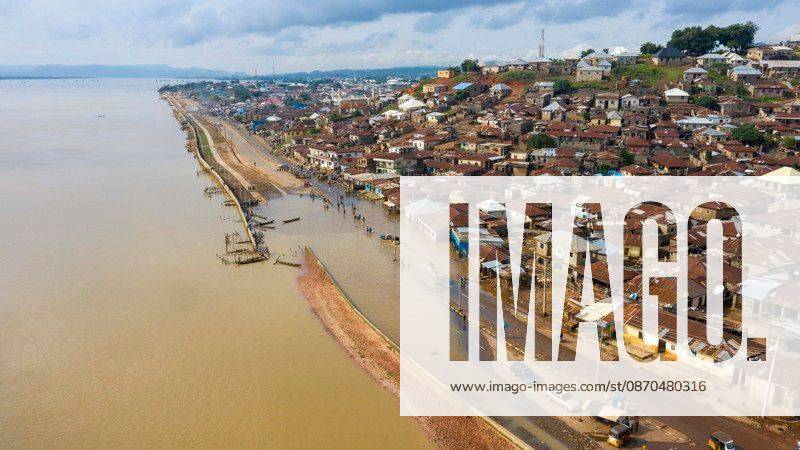 How mental health care is helping Africa’s flood survivors feel safe again Aerial view of flooding in Kabawa, Lakoja Kogi State, Nigeria. Photo : bird story agency