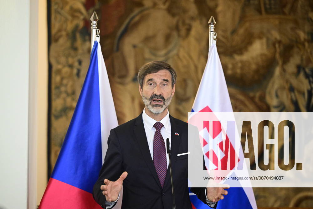 The press conference after meeting of Czech Foreign Affair Minister Petr Macinka, not seen, and his Slovak counterpart Juraj Blanar, pictured, on preparations for joint session of the two governments and further development of Czech-Slovak relations, in Prague, Czech Republic, on October 23, 2026. (CTKxPhoto RomanxVondrous) CTKPhotoP2026102304333 CTKPhotoP2026102304333