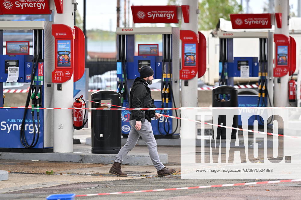 Forensics investigate scene of deadly petrol station drive-by shooting in Paris suburb of Trappes TRAPPES, FRANCE - OCTOBER 23: Forensic officers examine evidence at the site of a petrol station where a gunman opened fire from a vehicle, killing one person and injuring four others, in Trappes, a suburb west of Paris in the Yvelines department, France, on Friday, October 23, 2026. Mayor of Trappes Ali Rabeh confirmed on social media that a gunman fired shots from his car at several individuals across Trappes and nearby La Verriere, while the Yvelines Prefecture and emergency services secured the perimeter as law enforcement apprehended a suspect. Mustafa Yalcin Anadolu Trappes France. Editorial use only. Please get in touch for any other u
