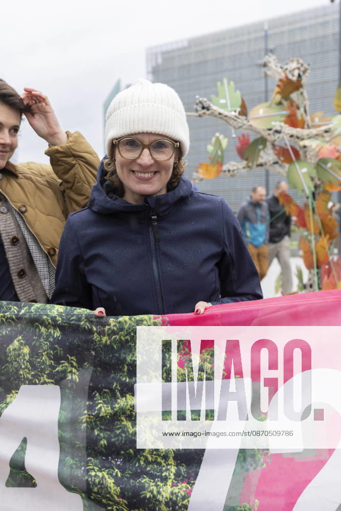 Hands off Nature Brussels, 23 10 2026 : Manifestation , Hands off Nature in the presence of Commissioner Jessika Roswall. Credit : Content Curation . Brussels Belgium