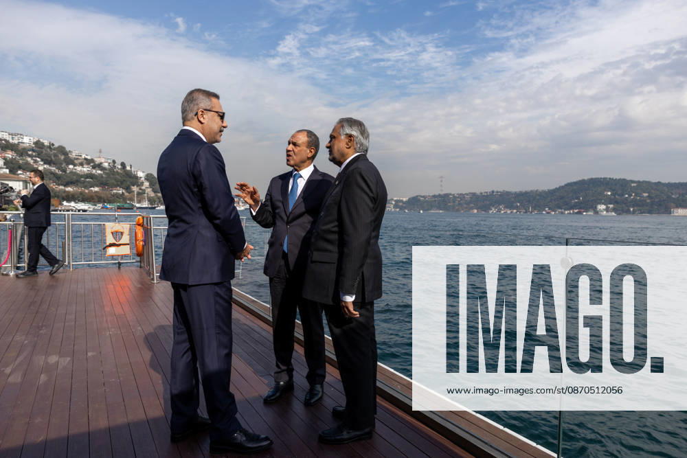 R4 Foreign Ministers Meeting in Istanbul ISTANBUL, TURKIYE - OCTOBER 23: Turkish Foreign Minister Hakan Fidan (L) meets with Pakistani Foreign Minister Muhammad Ishaq Dar (R), Egyptian Foreign Minister Badr Abdelatty (C), and Saudi Arabian Foreign Minister Faisal bin Farhan Al Saud (not seen) on the sidelines of R4 Foreign Ministers Meeting, bringing together Turkiye, Egypt, Pakistan and Saudi Arabia, hosted by Fidan in Istanbul, Turkiye, on October 23, 2026. Mustafa Hatipoglu Anadolu Istanbul Turkey. Editorial use only. Please get in touch for any other usage.