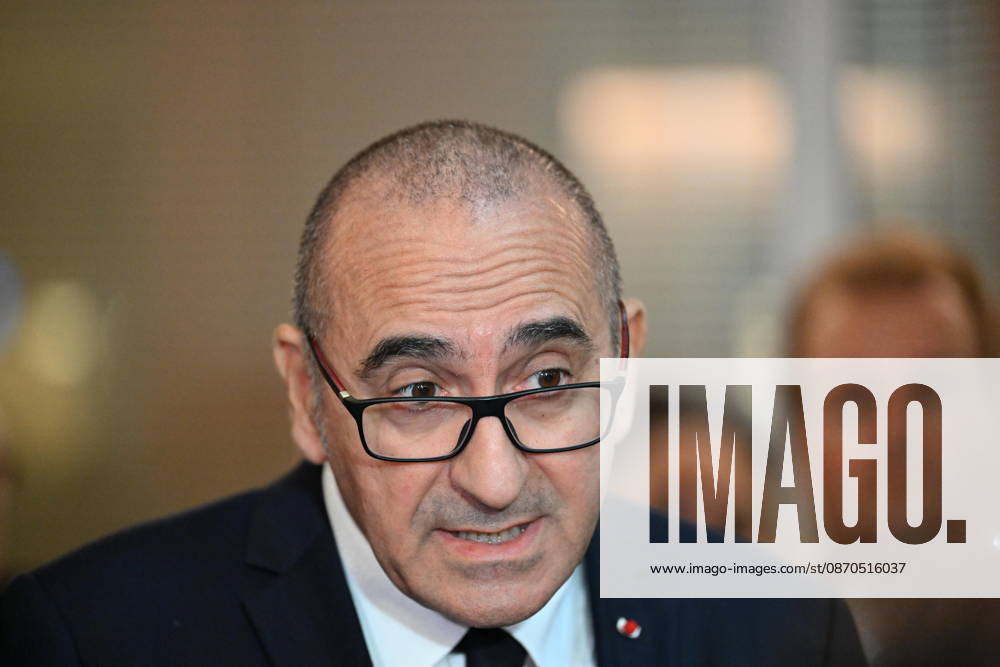 Deadly drive-by shooting attack in Paris suburb of Trappes TRAPPES, FRANCE - OCTOBER 23: France s Interior Minister Laurent Nunez speaks to the press members following a shooting killing at least one person and injuring four others according to police sources, in Trappes, Paris suburb, France on October 23, 2026. Mustafa Yalcin Anadolu Trappes France. Editorial use only. Please get in touch for any other usage.