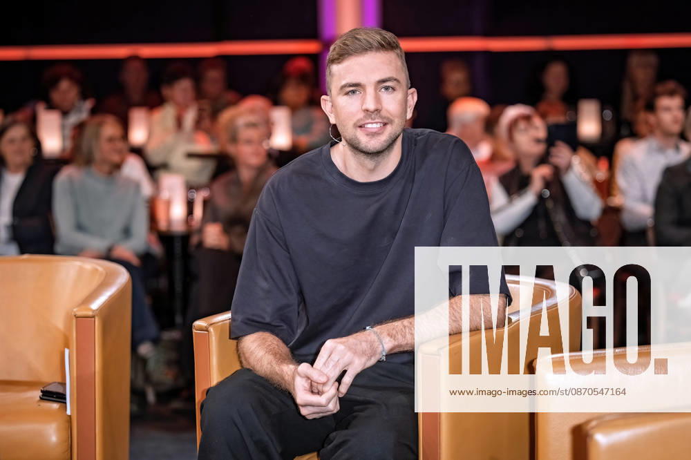 MDR - Riverboat. Schriftsteller und ehemaliger Fussballprofi Christoph Kramer anläßlich der Aufzeichnung der MDR - Talkshow Riverboat am 23.10.2026 in der Mediacity Leipzig. 20261023SFL0011