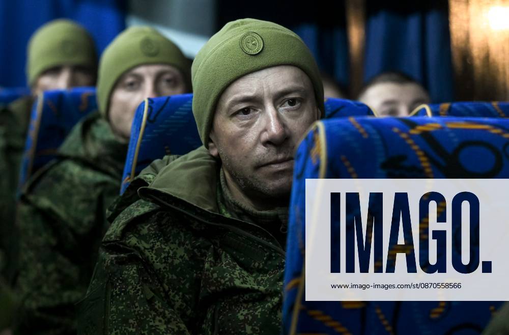 Belarus Russia Ukraine Military Operation POWs Exchange 9271482 23.10.2026 Russian prisoners of war, released from Ukrainian captivity amid Russia s military operation in Ukraine, sit in a bus upon arrival at an airfield in Moscow region, Russia. Russia and Ukraine on October 23 completed a swap of 270 prisoners of war each. Ilya Pitalev Sputnik Moscow region Russia