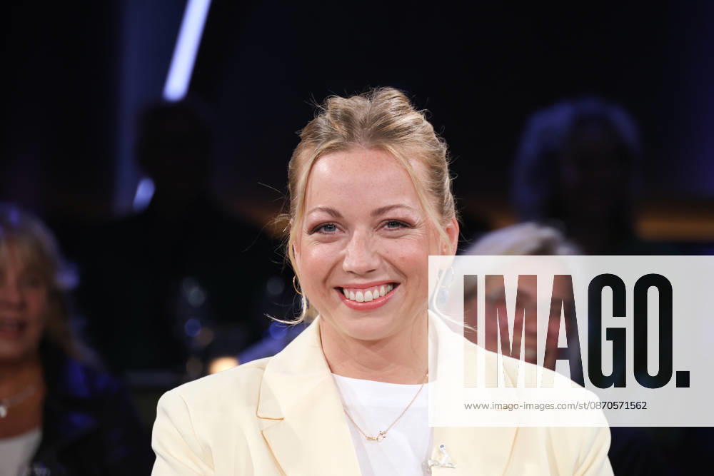 Zora Klipp, Gastronomin und Fernsehköchin, zu Gast in der NDR Talk Show, Fototermin am 23.10.2026 im Fernsehstudio Hamburg-Lokstedt vor der Sendung im 3. Programm des NDR Fernsehen