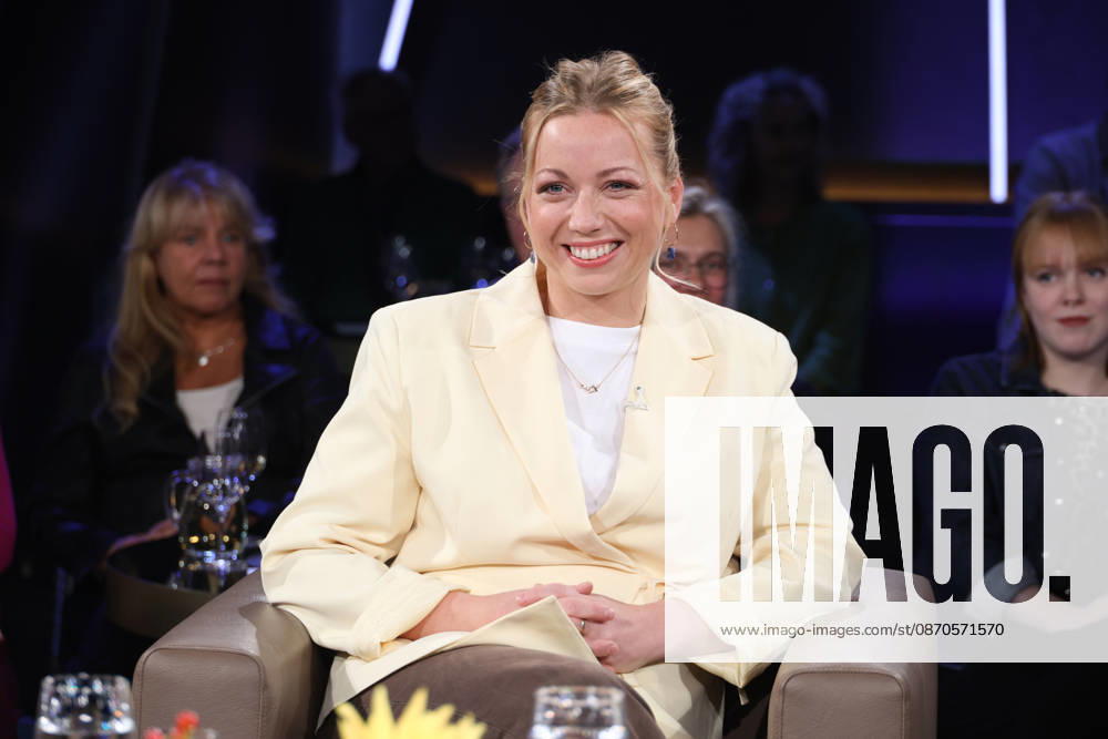 Zora Klipp, Gastronomin und Fernsehköchin, zu Gast in der NDR Talk Show, Fototermin am 23.10.2026 im Fernsehstudio Hamburg-Lokstedt vor der Sendung im 3. Programm des NDR Fernsehen