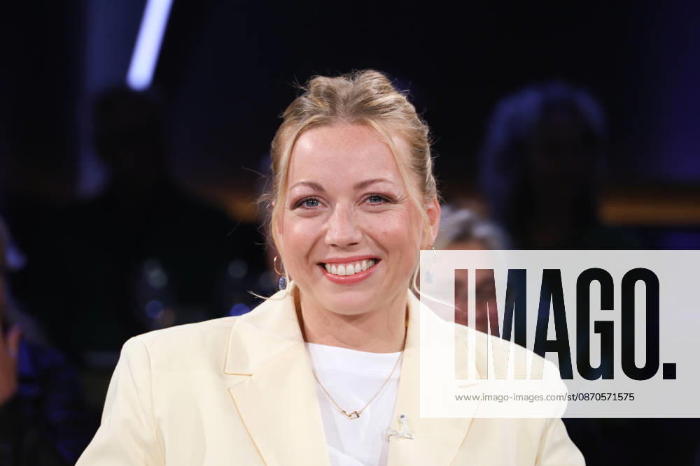Zora Klipp, Gastronomin und Fernsehköchin, zu Gast in der NDR Talk Show, Fototermin am 23.10.2026 im Fernsehstudio Hamburg-Lokstedt vor der Sendung im 3. Programm des NDR Fernsehen